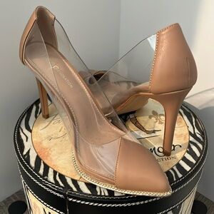 BCBG HEELS NUDE size 8.5 good condition